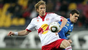 Platz 3: Marc Janko. 77 Tore in 121 Spielen. Völlig verrückt, wie er sich 2009 mit 39 Treffern in 34 Spielen zum Torschützenkönig krönte. Seinen Torriecher bewies er mittlerweile auch in anderen Ländern.