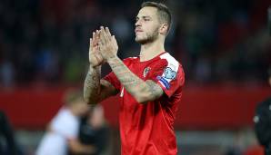 Marko Arnautovic (Offensives Mittelfeld, 33): Für Arnie könnte die WM in Katar sein letzter großer Auftritt im ÖFB-Dress sein. Sein Vertrag bei West Ham läuft einige Monate vor der im November beginnenden WM aus.