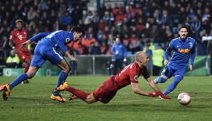 Ein Fall, ein Pfiff, ein Elfmeter, eine Rote Karte: Robben gegen den VfL Bochum