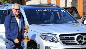 Mercedes und Darren Clarke, Kapitän des Teams Europa, haben die Ryder Cup Trophäe an Bord