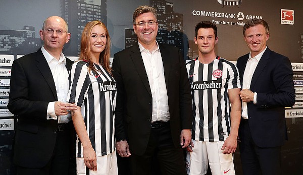 Eintracht Frankfurt stellte das Trikot offiziell bei einer Pressekonfernz vor