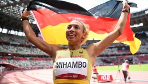 Zum dritten Mal in Folge gewinnt Malaika Mihambo den Titel bei den Frauen. In Tokio sprang sie mit exakt 7 Metern im letzten Versuch vom Bronzerang zu Gold! Die 27-Jährige verwies Aline Rotter-Focken (Ringen) und Ricarda Funk (Kanuslalom) auf die Plätze.