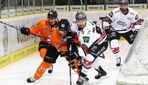 Die Kölner Haie im Spiel gegen die Wolfsburg Grizzlys