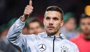 Lukas Podolski ist offizieller Botschafter der Eishockey-Weltmeisterschaft