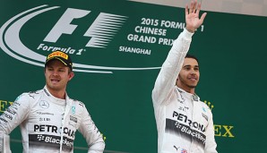 Nico Rosberg ist momentan chancelos gegen Lewis Hamilton