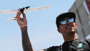 Fliegt und siegt. Lewis Hamilton fährt in der Formel 1 fast schon in einer eigenen Liga