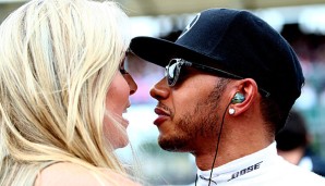 Lindsey Vonn (l.) gratulierte Lewis Hamilton zu seinem Sieg