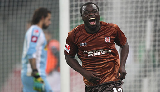 Gerald Asamoah kann sich einen Verbleib beim FC St. Pauli offenbar auch in Liga 2 gut vorstellen