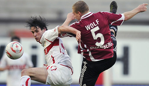 Wechselwillige Leistungsträger? Stuttgarts Christian Träsch (l.) und der Nürnberger Andreas Wolf