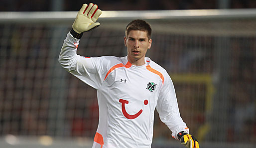 Hannover 96 hat den Vertrag von Ron-Robert Zieler vorzeitig bis 2015 verlängert