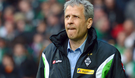 Lucien Favre steht in Gladbach aktuell noch bis 2013 unter Vertag