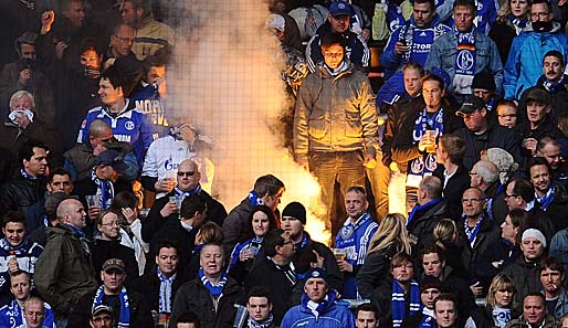 Die Dortmunder erwartet ein ganz heißer Tanz in der Arena auf Schalke