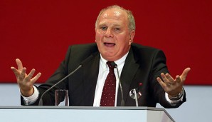 Auf einer weiteren, außerordentlichen Mitgliederversammlung entscheidet sich Uli Hoeneß Zukunft