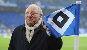 Uwe Seeler hofft auf einen Verbleib in der ersten Liga