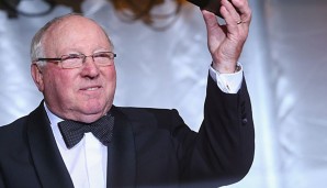 Uwe Seeler glaubt an den Klassenerhalt des HSV