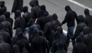 Die Gewalt durch Hooligans in deutschen Stadien hat in den vergangenen Jahren zugenommen