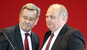 Uli Hoeneß (r.) wird in der Nachwuchsabteilung der Münchner arbeiten, sobald er Freigänger wird