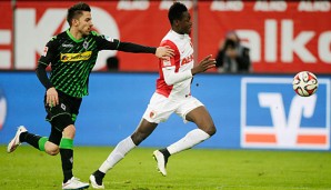 Abdul Rahman Baba (r.) soll das Interesse des BVB geweckt haben