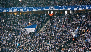 Die Hertha-Randalierer hatten S04-Fans am Bahnhof abgefangen