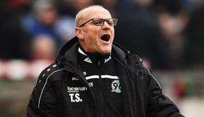 Thomas Schaaf steht mit Hannover 96 auf dem letzten Tabellenplatz