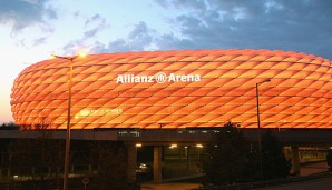 Bezahlkarten in Fußballstadien sind umstritten- jetzt werden rechtliche Schritte eingeleitet