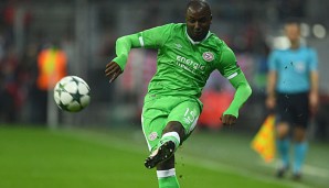 Jetro Willems unterzeichnete bei der Frankfurter Eintracht einen Vertrag bis 2021