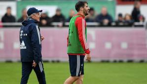 Passen offenbar perfekt zusammen: Trainer Jupp Heynckes (l.) und "Ordnungshüter" Javi Martinez