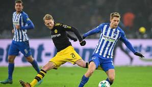 Andre Schürrle im Zweikampf gegen Hertha BSC