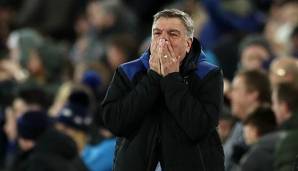 Sam Allardyce hölt sich die Hände vor den Mund