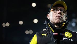 Peter Stöger im BVB-Dress am Spielfeldrand