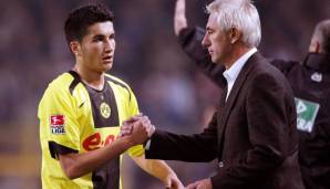 Nuri Sahin mit seinem Ziehvater Bert van Marwijk im Oktober 2005.