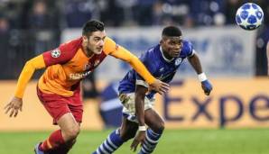 Ozan Kabak (l.) wechselte von Galatasaray zum VfB Stuttgart.