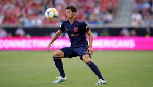 ABWEHR - BENJAMIN PAVARD: Braucht nach seinem Wechsel an die Isar noch Zeit. Wirkte in einigen Situationen unsicher, sowohl im Spiel mit als auch im Spiel ohne Ball - mögliche Nachwehen einer katastrophalen Saison mit dem VfB Stuttgart.