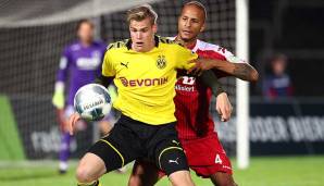 STEFFEN TIGGES: 21 Jahre jung, 1,95 Meter groß und die interne Lösung. Tigges hatte beim BVB II einen starken Saisonstart (6 Tore in den ersten 8 Spielen), hat seitdem aber mit Ladehemmung zu kämpfen und ist seit zwei Monaten ohne Torerfolg.