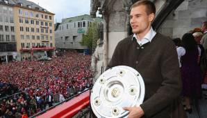 Das FCB-Eigengewächs Holger Badstuber durfte die Schale insgesamt sechsmal in die Höhe stemmen. Der Innenverteidiger läuft inzwischen für den VfB Stuttgart auf.