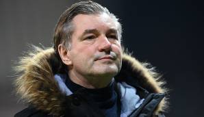 Michael Zorc macht sich Sorgen.