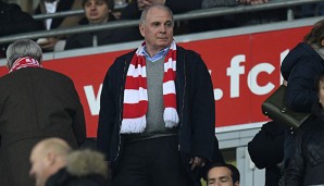 Hoeneß ist wohl an einem neuen Sportdirektor dran, der vielleicht schon bald vorgestellt wird