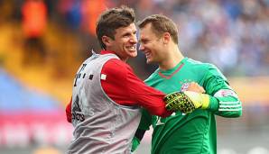 Manuel Neuer stärkt Thomas Müller den Rücken