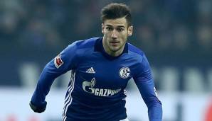 Leon Goretzka geht mit dem Ball nach vorne