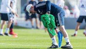 Jupp Heynckes leitete nach seinem grippalem Effekt wieder das Bayern-Training.