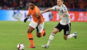 STEVEN BERGWIJN: Einmal mehr wird der FCB mit dem Oranje-Flügelflitzer in Verbindung gebracht - dieses Mal von Calciomercato. 40 Mio. Euro soll PSV Eindhoven für den 21-Jährigen fordern, an dem auch Liverpool, ManUnited und der BVB Interesse haben sollen.