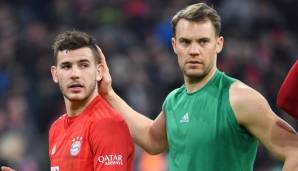 Lucas Hernandez (l.) zusammen mit Torwart Manuel Neuer.