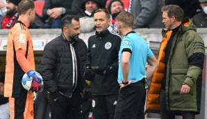 Der FC Bayern spielte in Freiburg für einige Sekunden mit zwölf Mann.