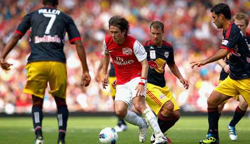 Tomas Rosicky (M.) fehlt bei Arsenals Spiel in Dortmund verletzungsbedingt