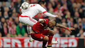 Arturo Vidal (r.) köpfte den FC Bayern München zum Sieg gegen SL Benfica