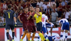 Daniele de Rossi sah als erster von zwei Römern die Rote Karte