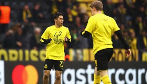 Die BVB-Spieler sendeten beim Aufwärmen mit speziellen T-Shirts Grüße an Marc Bartra