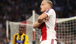 Donny van de Beek soll auch auf dem Zettel vom BVB stehen.