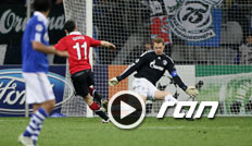 schalke-manunited-highlights-med