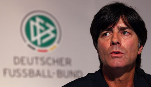 Bundestrainer Joachim Löw klettert mit dem DFB-Team weiter nach oben